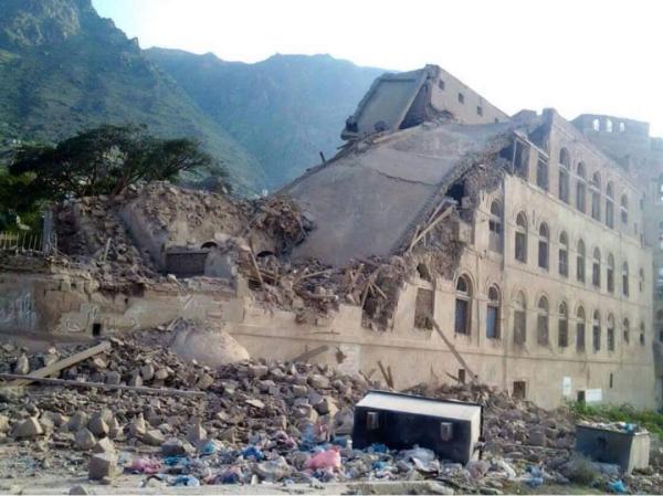 جانب من صور الخراب التي لحقة بمبنى المتحف بعد القصف ، وكالة الانباء الدولية ، 3 فبراير 2016