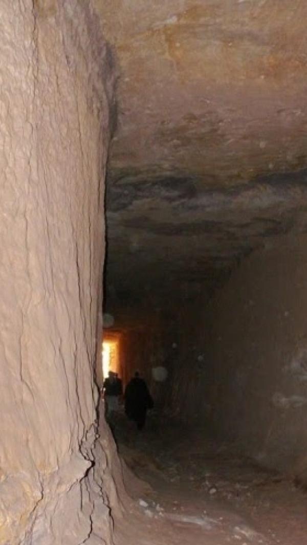Tunnels cut in ancient rocks lead to historic city of Baynun, Arab Yemen Website, 6 February 2019