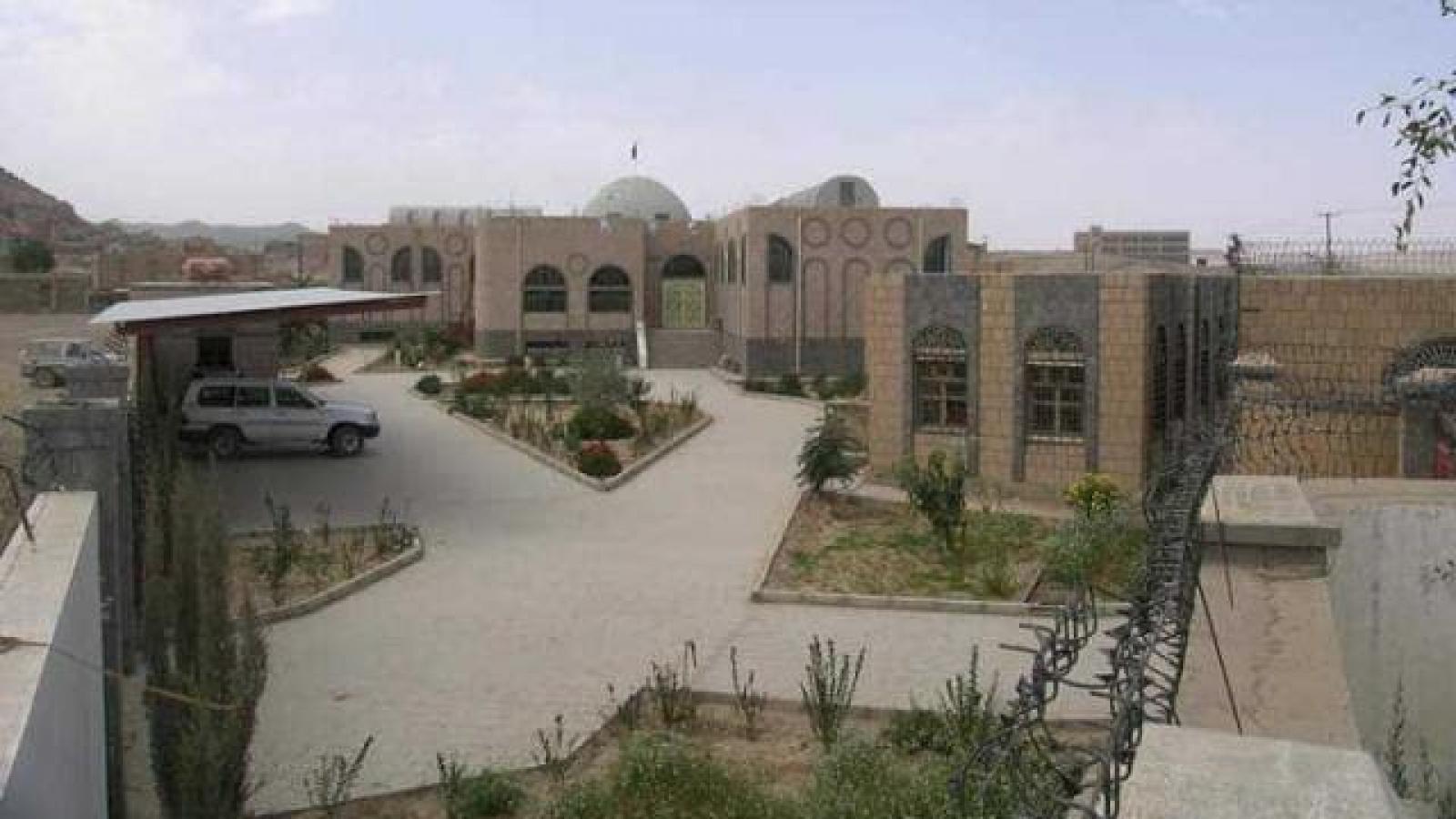 صورة للمتحف الجديد في بينون الذي بني حديثا لتجميع فيه كل الاثار المكتشفة في منطة بينون التأريخية ، موقع اليمني الجديد ، ۲۷ يناير ۲۰۱۹